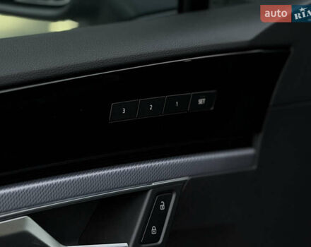 Сірий Фольксваген Туарег, об'ємом двигуна 3 л та пробігом 182 тис. км за 46000 $, фото 46 на Automoto.ua