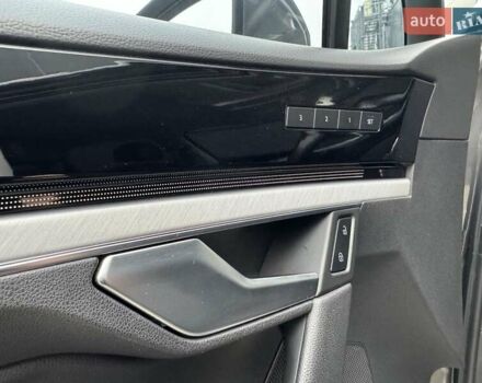 Серый Фольксваген Туарег, объемом двигателя 3 л и пробегом 246 тыс. км за 41750 $, фото 15 на Automoto.ua