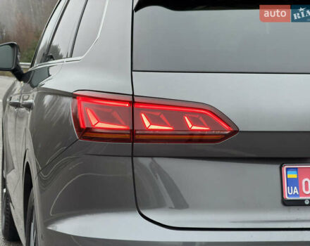 Сірий Фольксваген Туарег, об'ємом двигуна 3 л та пробігом 45 тис. км за 59999 $, фото 43 на Automoto.ua