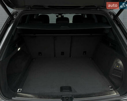 Сірий Фольксваген Туарег, об'ємом двигуна 3 л та пробігом 182 тис. км за 46000 $, фото 36 на Automoto.ua