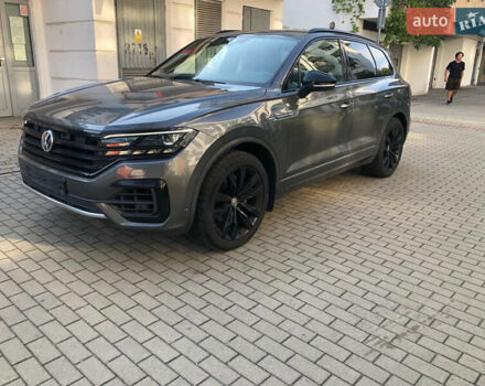 Сірий Фольксваген Туарег, об'ємом двигуна 2.97 л та пробігом 196 тис. км за 49500 $, фото 9 на Automoto.ua