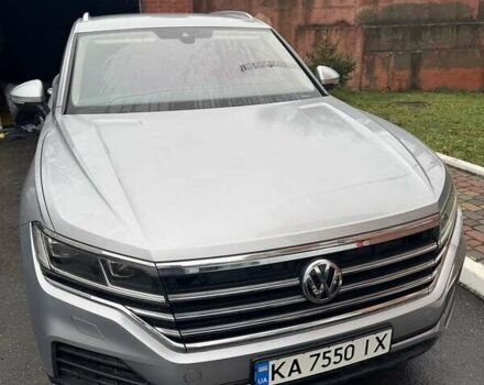 Сірий Фольксваген Туарег, об'ємом двигуна 3 л та пробігом 67 тис. км за 44000 $, фото 2 на Automoto.ua