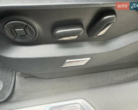 Серый Фольксваген Туарег, объемом двигателя 2.97 л и пробегом 128 тыс. км за 57500 $, фото 10 на Automoto.ua