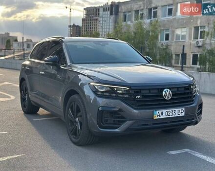 Сірий Фольксваген Туарег, об'ємом двигуна 3.96 л та пробігом 140 тис. км за 58000 $, фото 24 на Automoto.ua