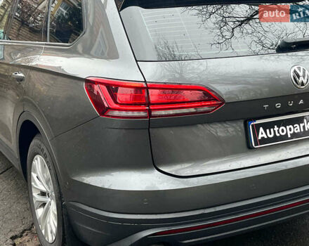 Серый Фольксваген Туарег, объемом двигателя 3.6 л и пробегом 117 тыс. км за 39990 $, фото 8 на Automoto.ua
