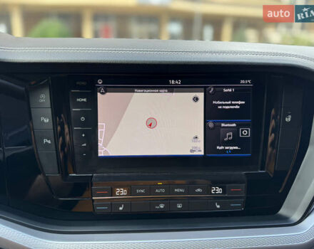 Сірий Фольксваген Туарег, об'ємом двигуна 3 л та пробігом 253 тис. км за 32900 $, фото 20 на Automoto.ua