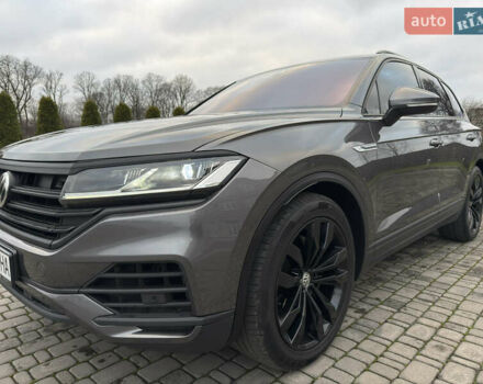 Сірий Фольксваген Туарег, об'ємом двигуна 3 л та пробігом 278 тис. км за 33700 $, фото 15 на Automoto.ua