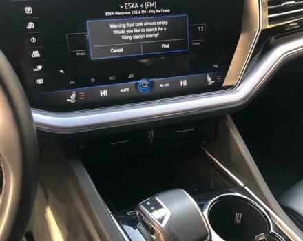 Сірий Фольксваген Туарег, об'ємом двигуна 2.97 л та пробігом 196 тис. км за 49500 $, фото 8 на Automoto.ua