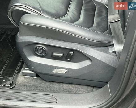 Серый Фольксваген Туарег, объемом двигателя 3.6 л и пробегом 117 тыс. км за 39990 $, фото 22 на Automoto.ua