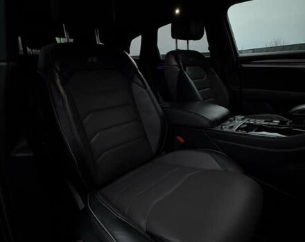 Сірий Фольксваген Туарег, об'ємом двигуна 3 л та пробігом 182 тис. км за 46000 $, фото 54 на Automoto.ua