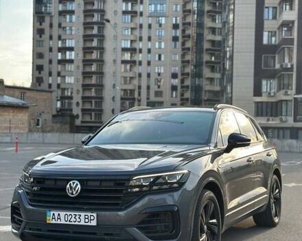 Сірий Фольксваген Туарег, об'ємом двигуна 3.96 л та пробігом 140 тис. км за 58000 $, фото 22 на Automoto.ua