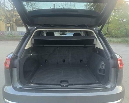 Сірий Фольксваген Туарег, об'ємом двигуна 2.97 л та пробігом 71 тис. км за 57900 $, фото 31 на Automoto.ua