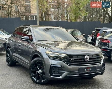 Серый Фольксваген Туарег, объемом двигателя 2.97 л и пробегом 142 тыс. км за 49700 $, фото 4 на Automoto.ua