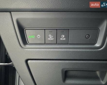 Серый Фольксваген Туарег, объемом двигателя 3 л и пробегом 246 тыс. км за 41750 $, фото 19 на Automoto.ua