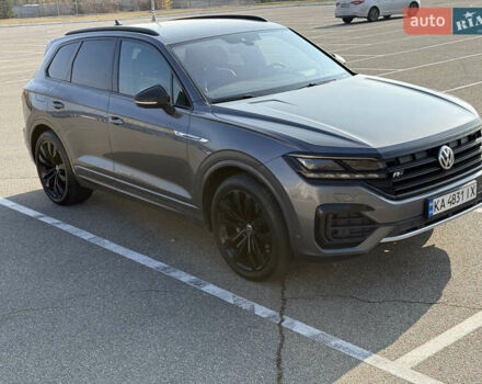 Серый Фольксваген Туарег, объемом двигателя 2.97 л и пробегом 214 тыс. км за 46700 $, фото 15 на Automoto.ua