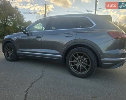 Сірий Фольксваген Туарег, об'ємом двигуна 2.97 л та пробігом 71 тис. км за 57900 $, фото 8 на Automoto.ua