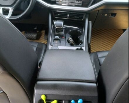 Серый Фольксваген Туарег, объемом двигателя 3 л и пробегом 79 тыс. км за 40500 $, фото 18 на Automoto.ua