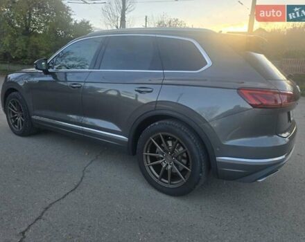 Сірий Фольксваген Туарег, об'ємом двигуна 2.97 л та пробігом 71 тис. км за 57900 $, фото 28 на Automoto.ua