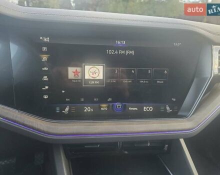 Сірий Фольксваген Туарег, об'ємом двигуна 2.97 л та пробігом 71 тис. км за 57900 $, фото 2 на Automoto.ua