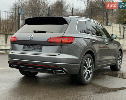 Серый Фольксваген Туарег, объемом двигателя 3 л и пробегом 85 тыс. км за 56500 $, фото 25 на Automoto.ua