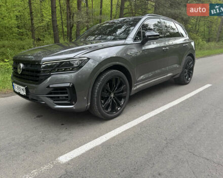 Серый Фольксваген Туарег, объемом двигателя 2.97 л и пробегом 128 тыс. км за 57500 $, фото 15 на Automoto.ua