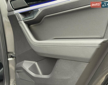 Сірий Фольксваген Туарег, об'ємом двигуна 3 л та пробігом 45 тис. км за 59999 $, фото 78 на Automoto.ua