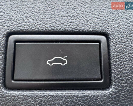 Серый Фольксваген Туарег, объемом двигателя 2.97 л и пробегом 155 тыс. км за 54500 $, фото 31 на Automoto.ua