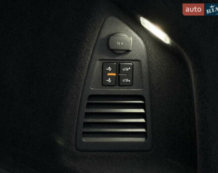 Сірий Фольксваген Туарег, об'ємом двигуна 3 л та пробігом 182 тис. км за 46000 $, фото 37 на Automoto.ua