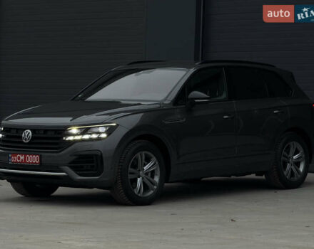 Сірий Фольксваген Туарег, об'ємом двигуна 3 л та пробігом 182 тис. км за 46000 $, фото 2 на Automoto.ua