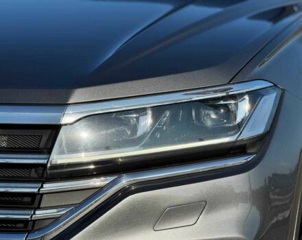 Сірий Фольксваген Туарег, об'ємом двигуна 3 л та пробігом 80 тис. км за 42000 $, фото 3 на Automoto.ua