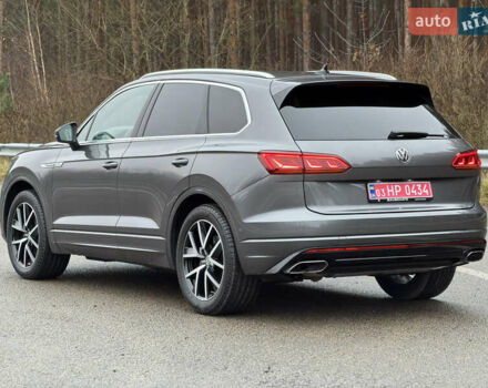 Сірий Фольксваген Туарег, об'ємом двигуна 3 л та пробігом 45 тис. км за 59999 $, фото 4 на Automoto.ua