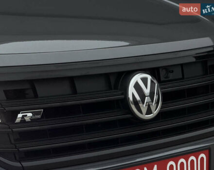 Сірий Фольксваген Туарег, об'ємом двигуна 3 л та пробігом 182 тис. км за 46000 $, фото 30 на Automoto.ua