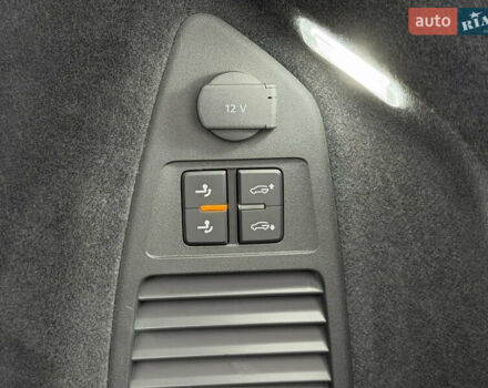 Сірий Фольксваген Туарег, об'ємом двигуна 3 л та пробігом 45 тис. км за 59999 $, фото 75 на Automoto.ua