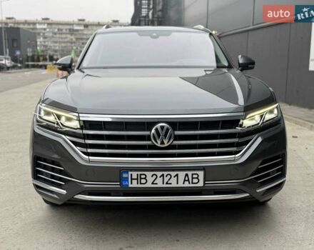 Серый Фольксваген Туарег, объемом двигателя 3 л и пробегом 246 тыс. км за 41750 $, фото 34 на Automoto.ua