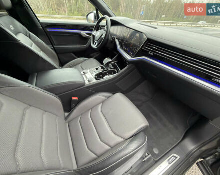 Сірий Фольксваген Туарег, об'ємом двигуна 3 л та пробігом 45 тис. км за 59999 $, фото 92 на Automoto.ua