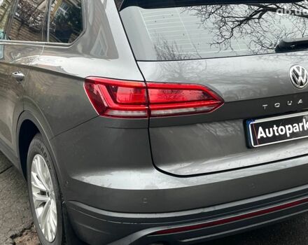 Серый Фольксваген Туарег, объемом двигателя 3.6 л и пробегом 117 тыс. км за 39990 $, фото 8 на Automoto.ua