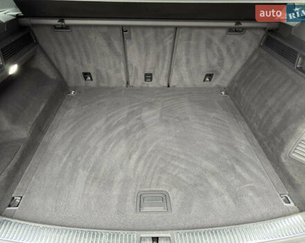 Сірий Фольксваген Туарег, об'ємом двигуна 3 л та пробігом 45 тис. км за 59999 $, фото 73 на Automoto.ua