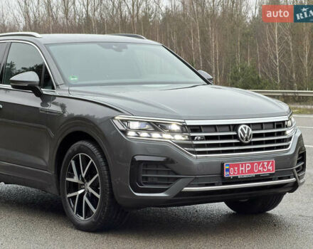 Сірий Фольксваген Туарег, об'ємом двигуна 3 л та пробігом 45 тис. км за 59999 $, фото 13 на Automoto.ua
