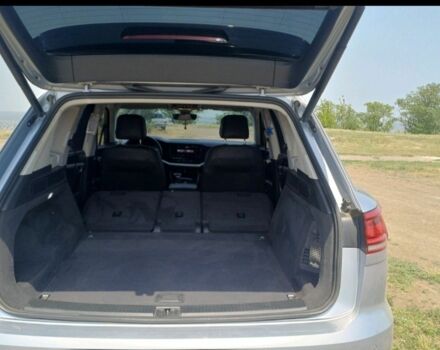 Серый Фольксваген Туарег, объемом двигателя 3 л и пробегом 79 тыс. км за 40500 $, фото 14 на Automoto.ua