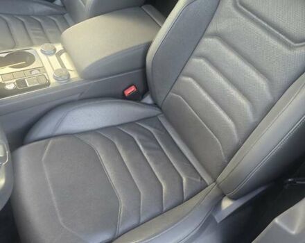 Сірий Фольксваген Туарег, об'ємом двигуна 2.97 л та пробігом 71 тис. км за 57900 $, фото 6 на Automoto.ua