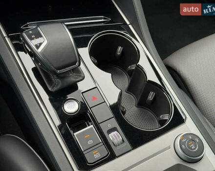 Сірий Фольксваген Туарег, об'ємом двигуна 3 л та пробігом 45 тис. км за 59999 $, фото 120 на Automoto.ua