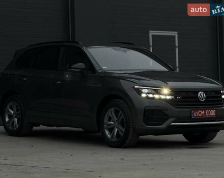 Сірий Фольксваген Туарег, об'ємом двигуна 3 л та пробігом 182 тис. км за 46000 $, фото 6 на Automoto.ua
