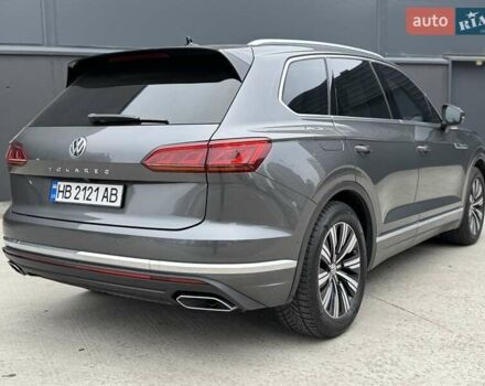 Серый Фольксваген Туарег, объемом двигателя 3 л и пробегом 246 тыс. км за 41750 $, фото 42 на Automoto.ua