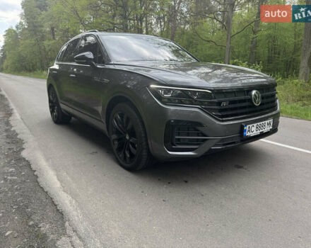 Серый Фольксваген Туарег, объемом двигателя 2.97 л и пробегом 128 тыс. км за 57500 $, фото 14 на Automoto.ua