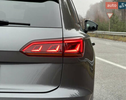 Сірий Фольксваген Туарег, об'ємом двигуна 3 л та пробігом 45 тис. км за 59999 $, фото 49 на Automoto.ua