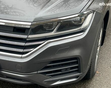 Серый Фольксваген Туарег, объемом двигателя 3.6 л и пробегом 117 тыс. км за 39990 $, фото 4 на Automoto.ua