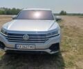Серый Фольксваген Туарег, объемом двигателя 3 л и пробегом 79 тыс. км за 40500 $, фото 1 на Automoto.ua