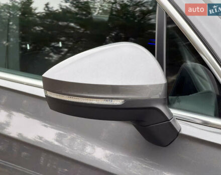 Сірий Фольксваген Туарег, об'ємом двигуна 3 л та пробігом 45 тис. км за 59999 $, фото 26 на Automoto.ua