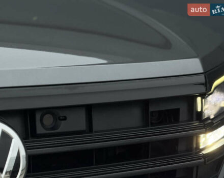 Сірий Фольксваген Туарег, об'ємом двигуна 3 л та пробігом 182 тис. км за 46000 $, фото 29 на Automoto.ua