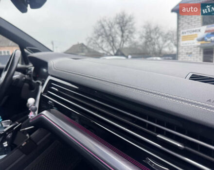 Серый Фольксваген Туарег, объемом двигателя 2.97 л и пробегом 155 тыс. км за 54500 $, фото 37 на Automoto.ua